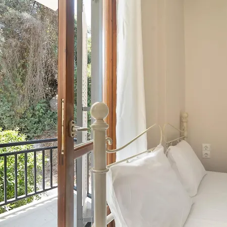 ゲストハウス Giorgio Studios-apartments 2 3*