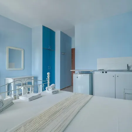 Giorgio Studios-apartments 2 3* ニキアナ