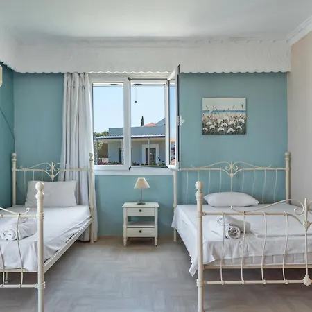 Giorgio Studios-apartments 2 3* Nikiána