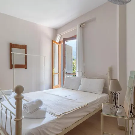 Giorgio Studios-apartments 2 3* Nikiána