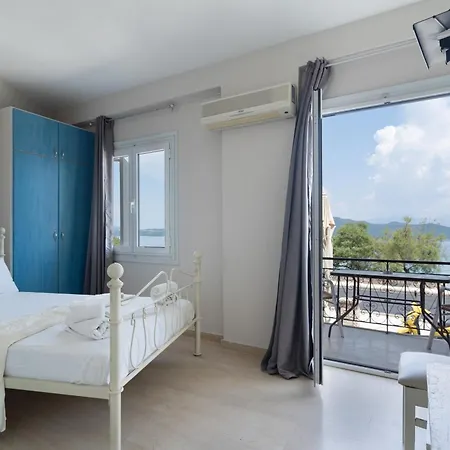 Giorgio Studios-apartments 2 3* Nikiana